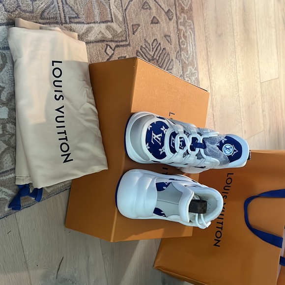 completely new Louis Vuitton Sneakers - Picture 7 of 7